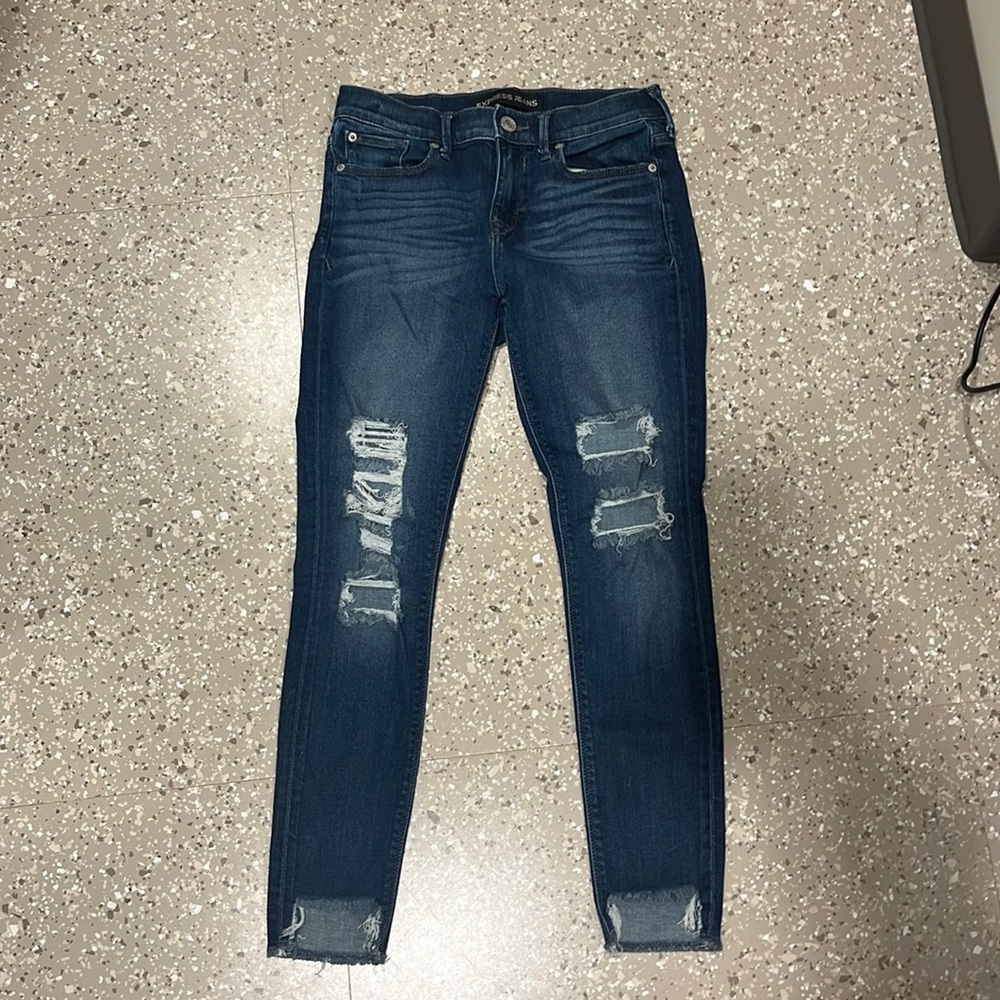 dark ripped skinny jeans